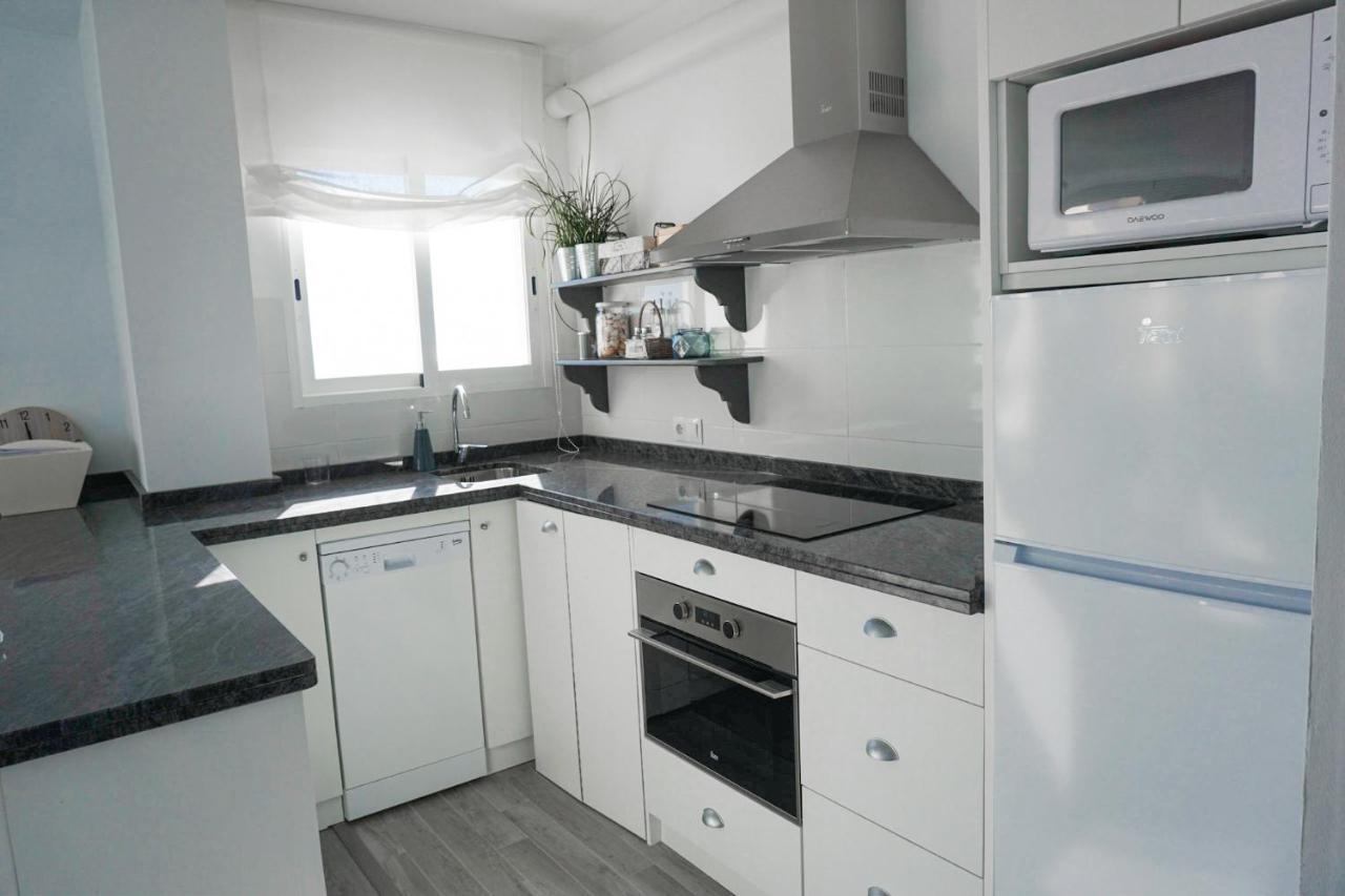 Wintowinrentals Amazing Apartment With Sea View Malaga Luaran gambar